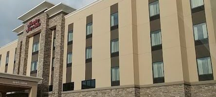 Hampton Inn & Suites – Hudson, WI