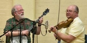 River Falls, WI   Community Barn Dance  – January 18, 2020